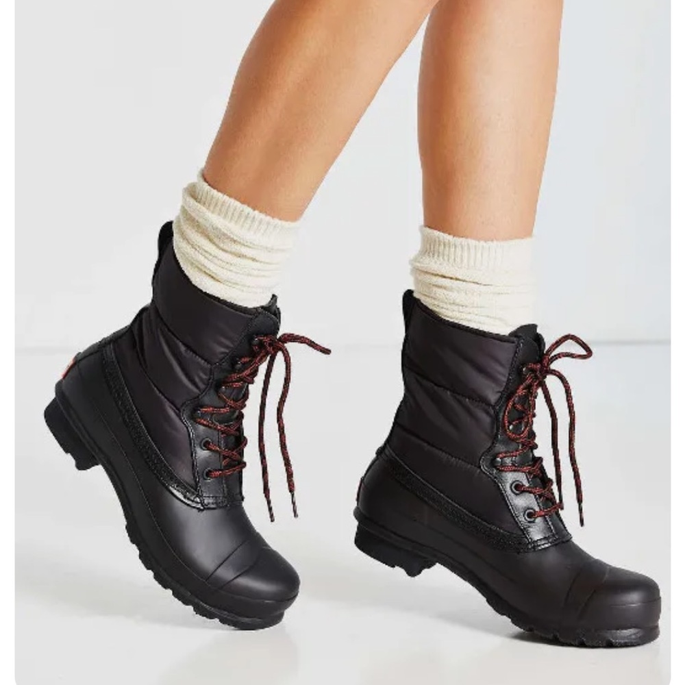 Hunter short quilted lace-up rain boot